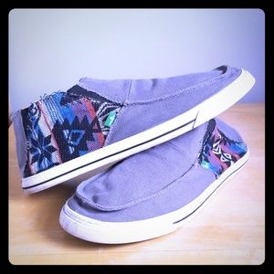 Mens Sanuk slip on shoes